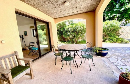 Meze Casa | Amplia villa familiar para 8 pers. con vistas impresionantes en Mèze
