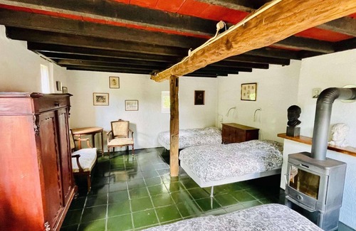 Stramproy Otro | Spacious Farmhouse near Forest in Stramproy