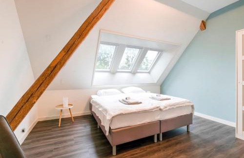 Noardburgum Casa | Spacious Farmhouse with Sauna, hottub