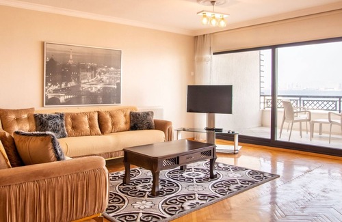 Karsiyaka Apartamento | Spacious Flat with Sea View in İzmir Karsiyaka