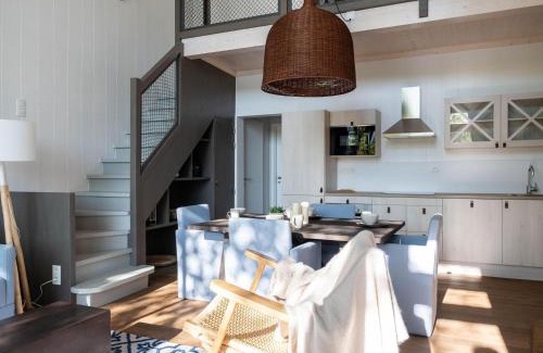 Maubray Casa | Spacious Forestside Mansion