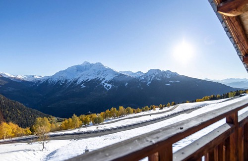Les Eucherts Chalet De Esquí | Chalet espacioso cerca de las pistas con terraza sur