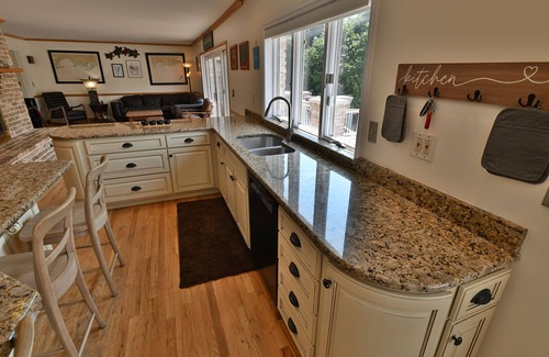 Hummelstown Casa | Spacious, fun filled home with fire pit, game room, deck and two acres of land