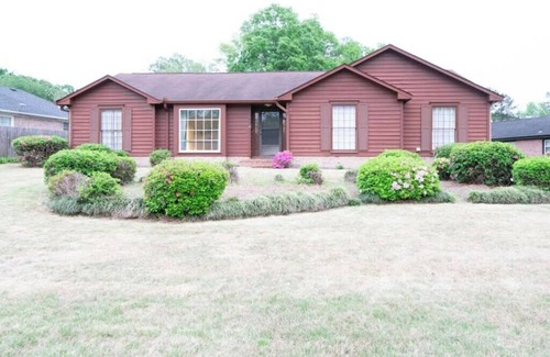 Columbus Casa | Spacious Game & Grill Retreat Near Ft. Moore & CSU