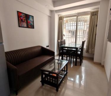 Sanpada Apartamento | Spacious Garden Facing 2 BHK in Sanpada 5 mins from DY Patil Stadium