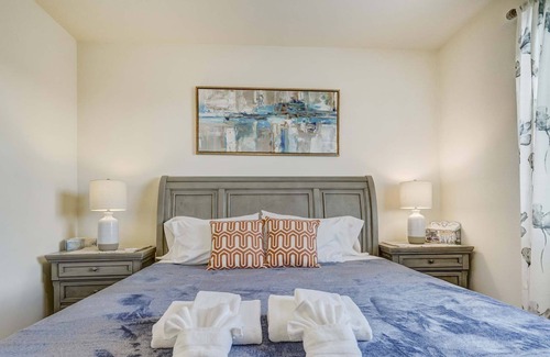 Fountain Casa | SPACIOUS Getaway★AC★Pikes Peak★K bed★POOL TABLE★AMAZON Colorado Springs★MILITARY
