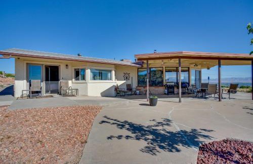 Grand Junction Casa | Spacious Grand Junction Home Rental with Mtn Views!
