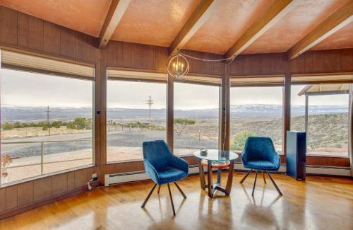 Grand Junction Casa | Spacious Grand Junction Home Rental with Mtn Views!