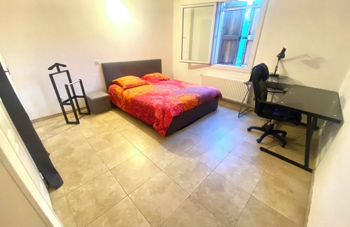 Digne-les-Bains Apartamento | Spacious ground floor apartment in villa Pets welcome