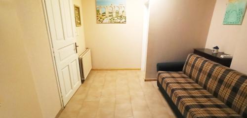 Chios Apartamento | Spacious guesthouse with garden and seaview