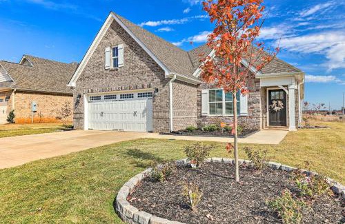 Hazel Green Casa | Spacious Hazel Green Home with Fireplace, Yard!