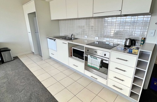 Phillip Apartamento | Spacious & High in the Sky - 1bd 1bth Apt