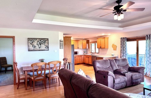 Hillsboro Condominio | Spacious Hillsboro Condo 2