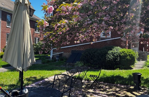 New Oxford Casa | Spacious Historic Home: 4 bedrooms, 2.5 bath