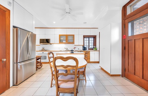 Detroit Casa | Spacious Historic Zacharias House w/o 3rd floor access, Sleeps 6.