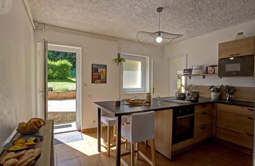 Belmont-de-la-Loire Cabaña | Casa rural con piscina, spa y jardín en el Haut Beaujolais