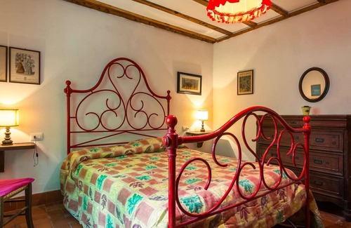 San Marcello Piteglio Casa | Espaciosa casa de vacaciones con piscina compartida