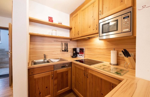 Untergrainau Apartamento | Spacious holiday apartment "Löwenzahn" in a quiet location in the holiday villag