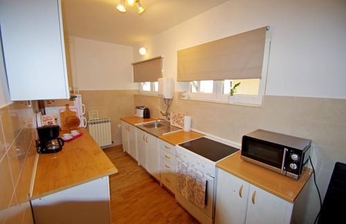 Valdebek Apartamento | Cómodo apartamento en el suburbio de Pula, Valdebek