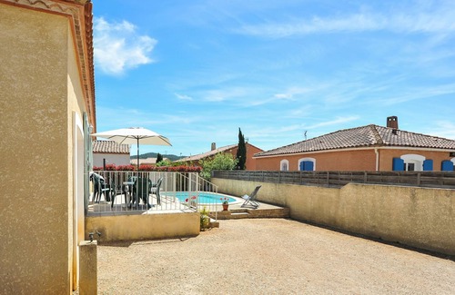 Beaufort Casa | Amplia casa de vacaciones en Aigues vives con piscina privada