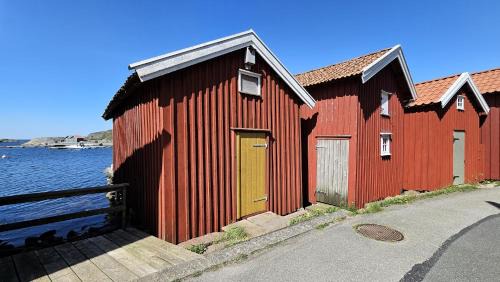 Ellos Casa | Spacious holiday home near Halleviksstrand, perfect for families