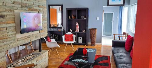 Goodwood Casa | Spacious Holiday Home