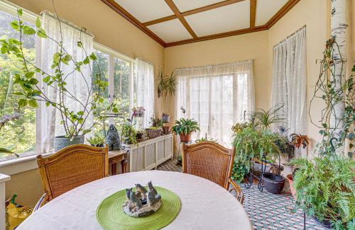 Salamanca Casa | Spacious Home 2 Mi to Seneca Allegany Casino!