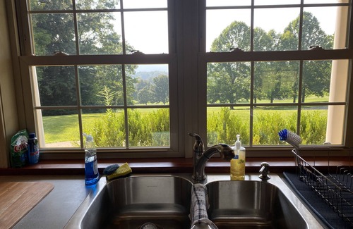 Russell Casa | Spacious home a short walk from our Restaurant & Golf Course. Beautiful views!