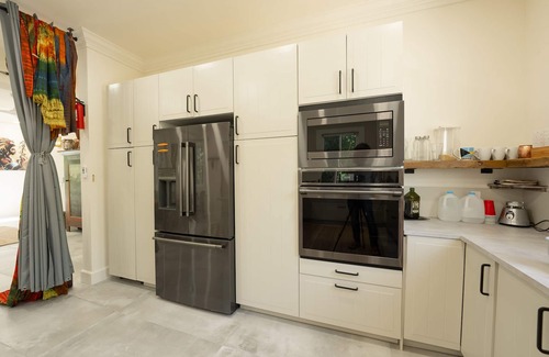 Green Turtle Cay Casa | Spacious home steps to Cocoa bay