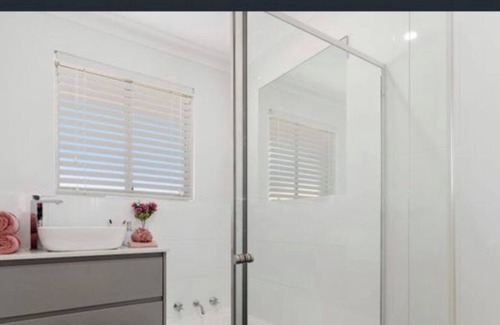Mandurah Casa | spacious home close to Mandurah foreshore, shops and restaurants