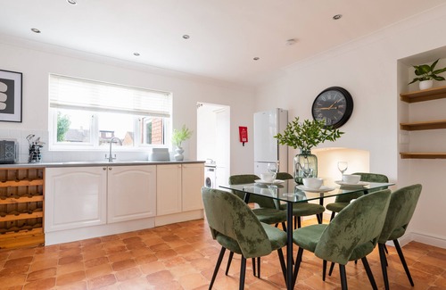 Erewash Casa | Spacious Home | Driveway Parking | Minutes from M1