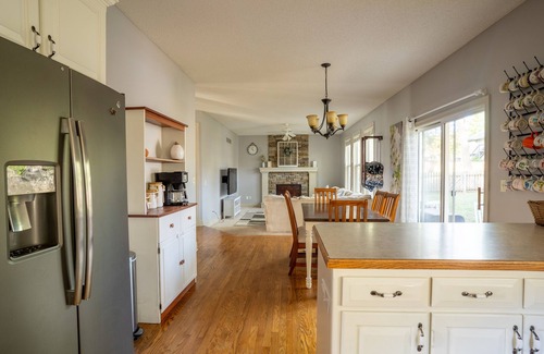 New Century Casa | Spacious home for family fun or groups. - No cleaning fee -
