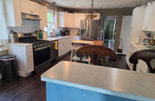 Cheboygan Casa | Spacious home in a convenient location to downtown and boat launch!