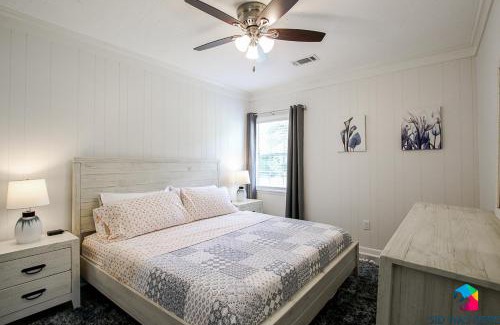 Richmond Hill Casa | Spacious Home In Richmond Hill, Pet Friendly W- King Bed