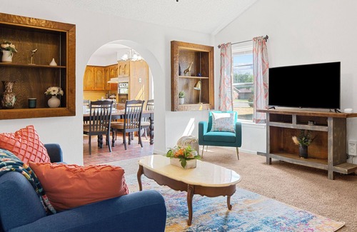 Abilene Casa | Spacious Home ※ King Bed ※ near ACU