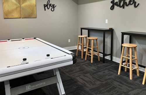Friendship Casa | Spacious home near Castle Rock Lake!