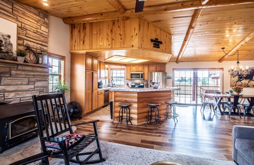 Pagosa Springs Cabina | Spacious Home on Golf Course