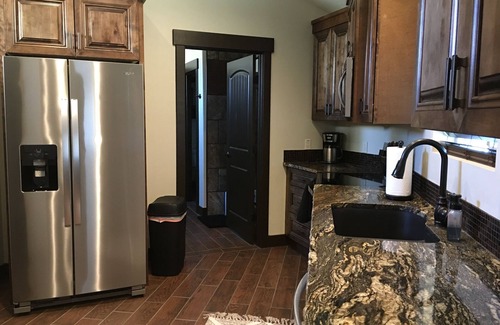 Torrey Casa | Spacious Home “The Nest” in the heart of Torrey