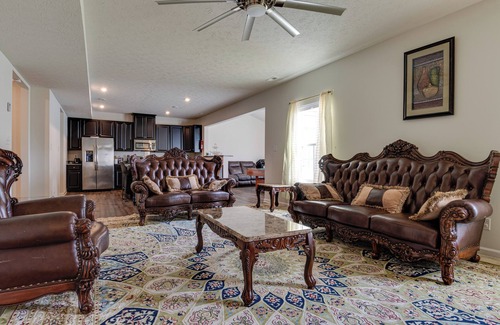 Brownsburg Casa | Spacious Home w/ Fireplace - Near Golf!