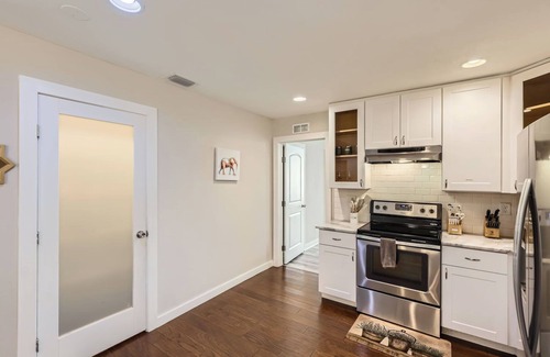 Shearer Hills - Ridgeview Casa | Spacious Home W/ Pool + Game Room / Near Riverwalk & Downtown!
