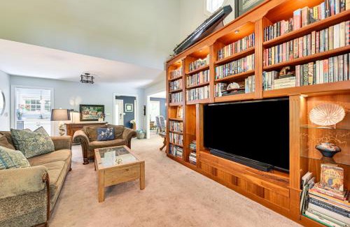 York Casa | Spacious Home with Deck on Shores of Lake Wylie