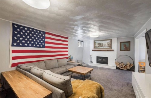Littleton Casa | Spacious home with large fenced backyard