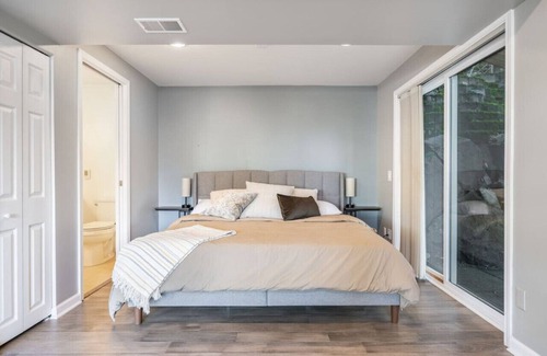 Phinney Ridge Casa | Spacious Home with Mountain View