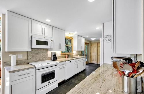 Wellfleet Casa | Spacious Home With Private Heated Pool (2389)