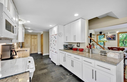 Wellfleet Casa | Spacious Home With Private Heated Pool (2389)
