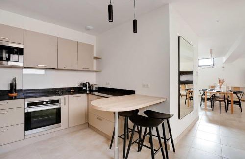 Republique–Point-du-Jour Apartamento | Spacious house 4BDR 7P - Boulogne Billancourt