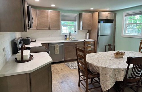 South Glens Falls Casa | Spacious house in central SGF