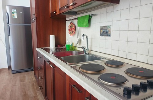 Borgagne Casa | Amplia casa en aldea tranquila cerca del mar: 2 dormitorios, 2 baños y jardín
