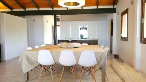 El Madronal Casa | Spacious house in Arona with terrace and garden