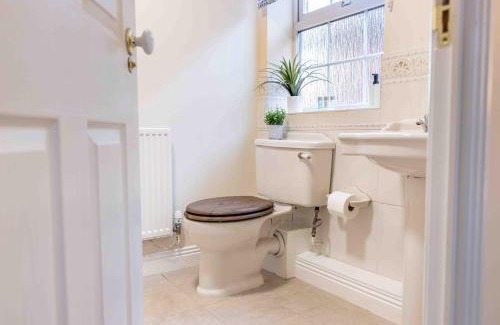 Shrewsbury Apartamento | Spacious house in quiet cul-de-sac near to Hospital